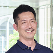 日比 俊介